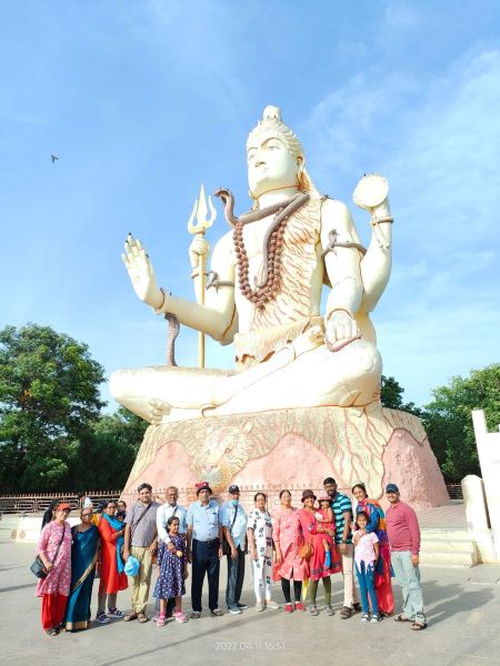 Group Photo at Nageshwarm, Dwarka